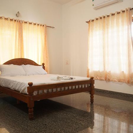 Joby Homestay Kadamakudy Kochi Dış mekan fotoğraf