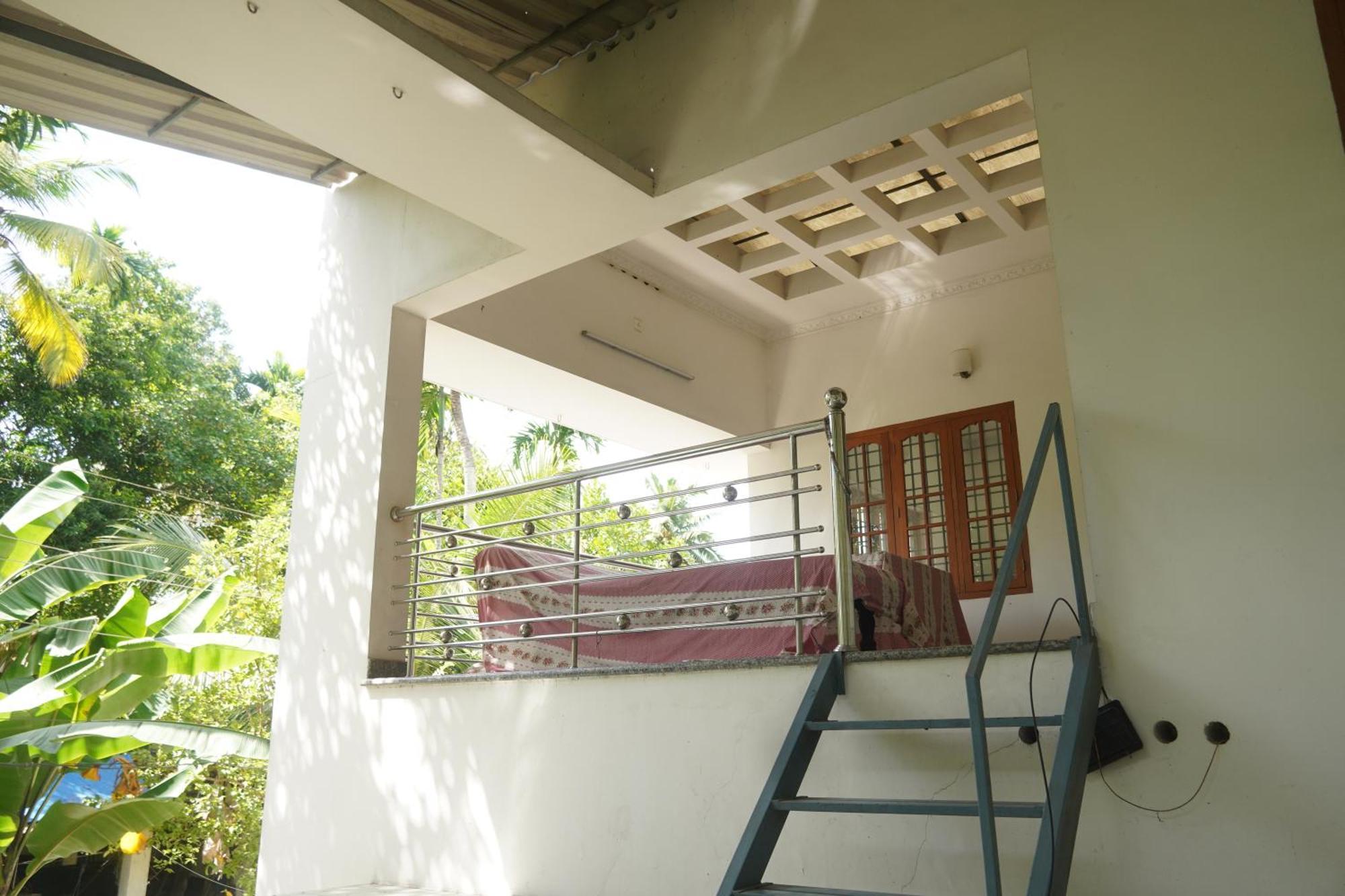Joby Homestay Kadamakudy Kochi Dış mekan fotoğraf